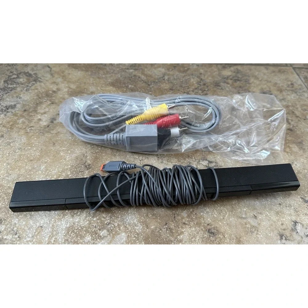 Nintendo Wii accessories RVL-014 Sen Bar, RVL-009 AV Cables,RVL-022 AC Adapter